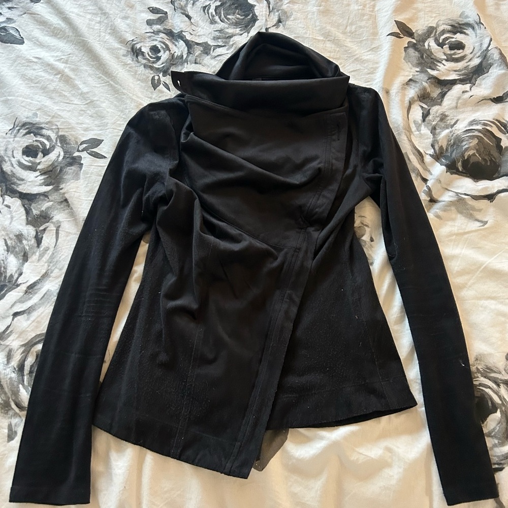 Elegant Black Women's Sweater